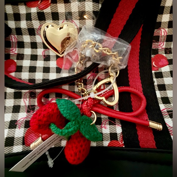 Luv Betsey by Betsey Johnson Lbaddie Cherry Gingham Tote NWT - Picture 3 of 8